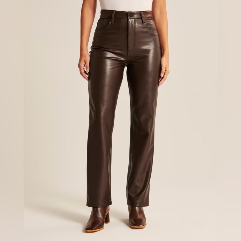 Abercrombie & Fitch The 90s Straight Ultra High‎ Rise Faux Leather pants 29/6 XS